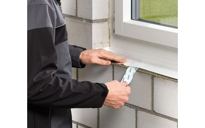 Лента пароизоляционная для герметизации окон SIGA Fentrim IS 20.